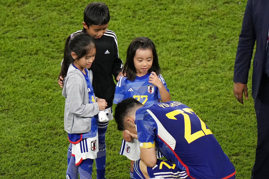 赛后出现催泪一幕女儿为日本队长拭泪 22世界杯 动态